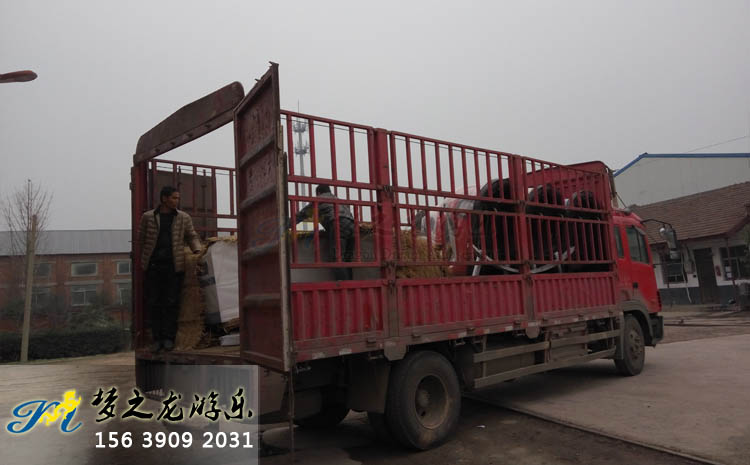 電瓶碰碰車，和諧號(hào)軌道小火車發(fā)貨